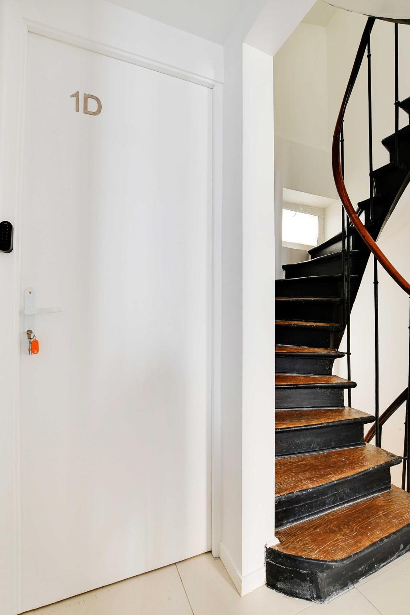 Cosy With Air Conditioning -near Montmartre * Parijs